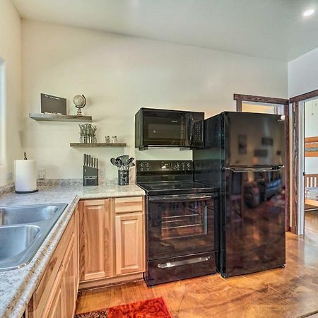 Serene Dolores Cabin With Patio And River Access! Екстер'єр фото
